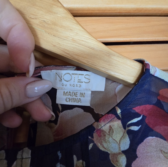 Floral silk dress - Picture 3 of 10